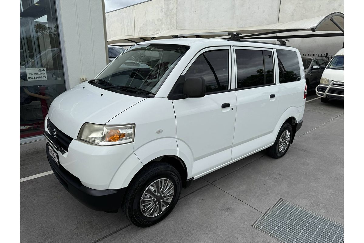 2015 Suzuki APV