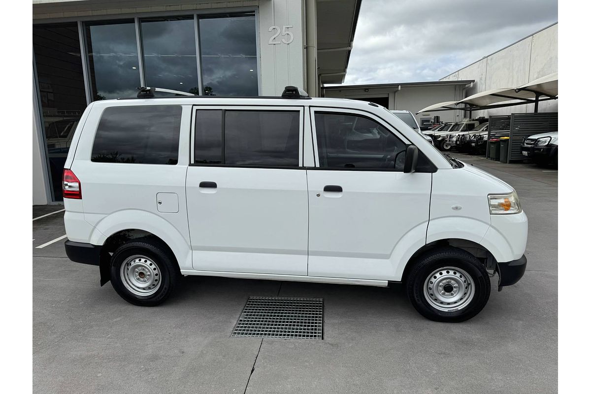 2015 Suzuki APV