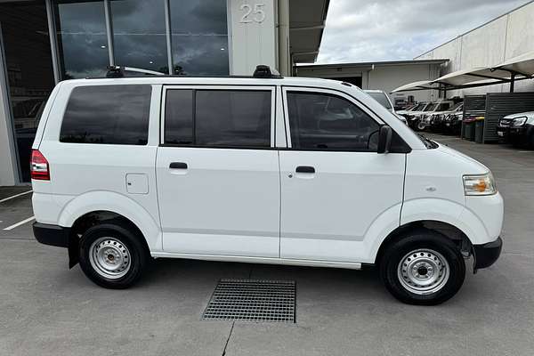 2015 Suzuki APV
