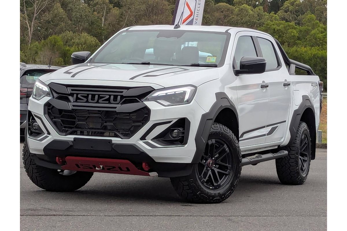 2025 Isuzu D-MAX BLADE 4X4