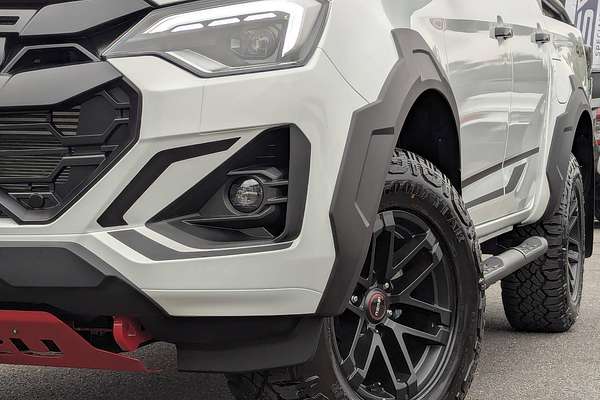 2025 Isuzu D-MAX BLADE 4X4