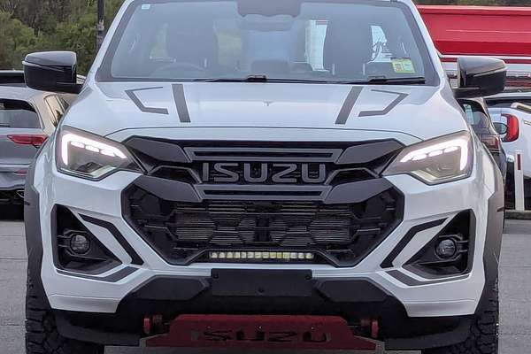 2025 Isuzu D-MAX BLADE 4X4