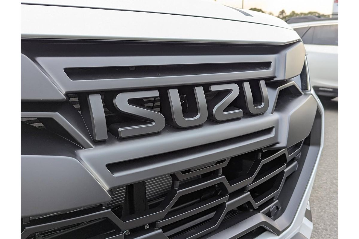 2025 Isuzu D-MAX BLADE 4X4