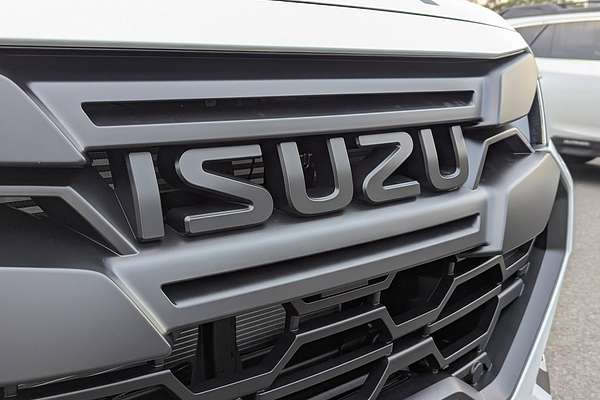 2025 Isuzu D-MAX BLADE 4X4