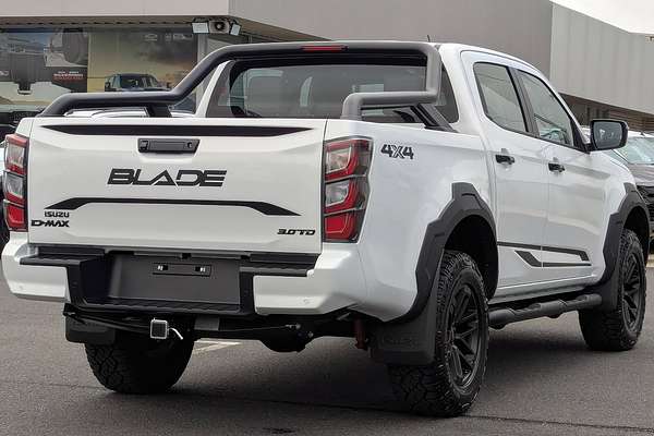 2025 Isuzu D-MAX BLADE 4X4