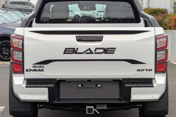 2025 Isuzu D-MAX BLADE 4X4