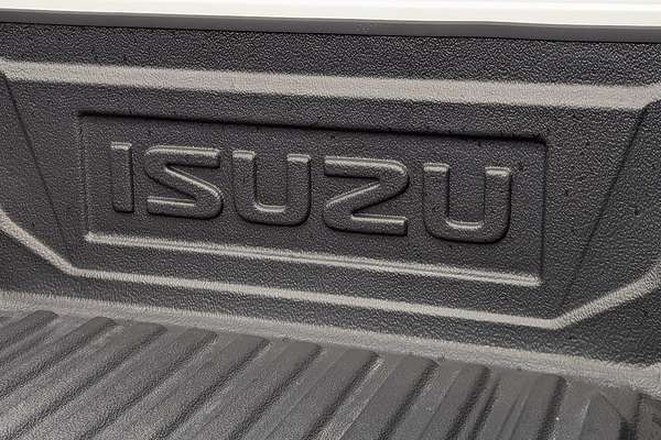 2025 Isuzu D-MAX BLADE 4X4