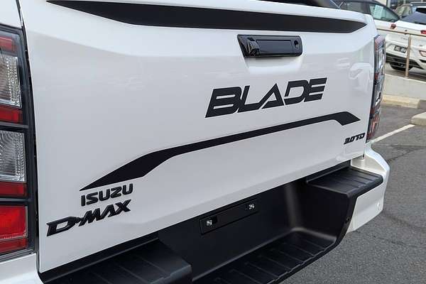 2025 Isuzu D-MAX BLADE 4X4