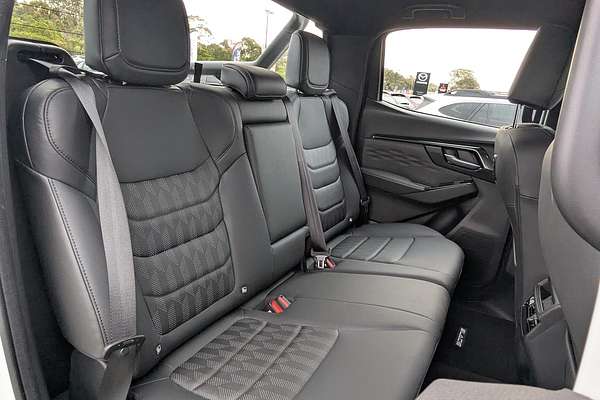 2025 Isuzu D-MAX BLADE 4X4