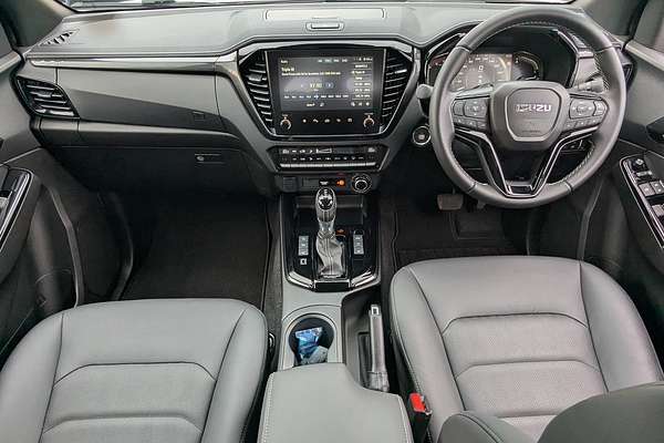 2025 Isuzu D-MAX BLADE 4X4