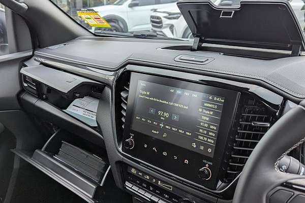 2025 Isuzu D-MAX BLADE 4X4