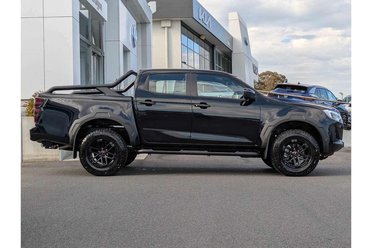 2025 Isuzu D-MAX BLADE 4X4
