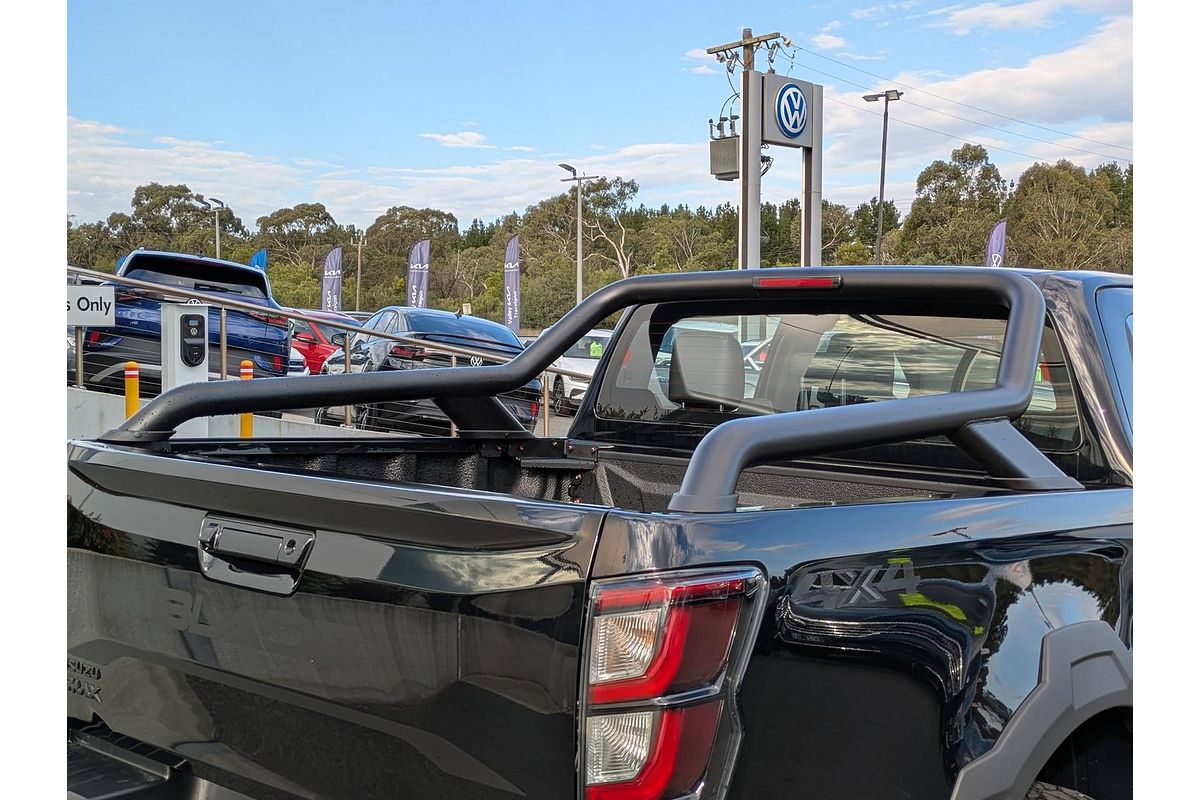 2025 Isuzu D-MAX BLADE 4X4