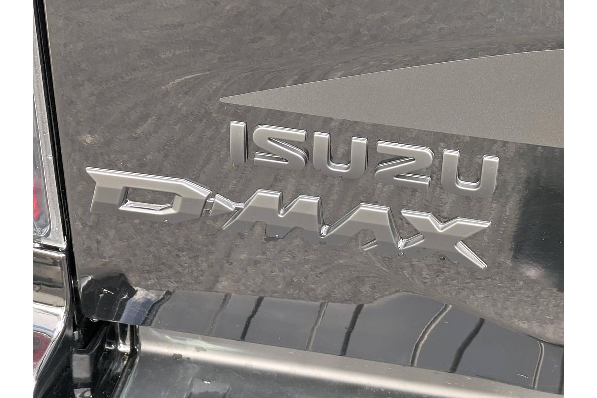 2025 Isuzu D-MAX BLADE 4X4