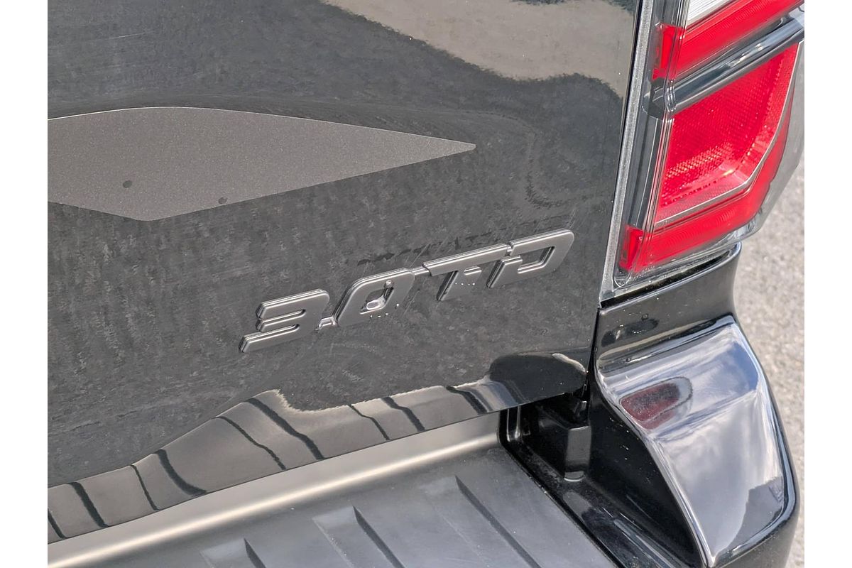2025 Isuzu D-MAX BLADE 4X4