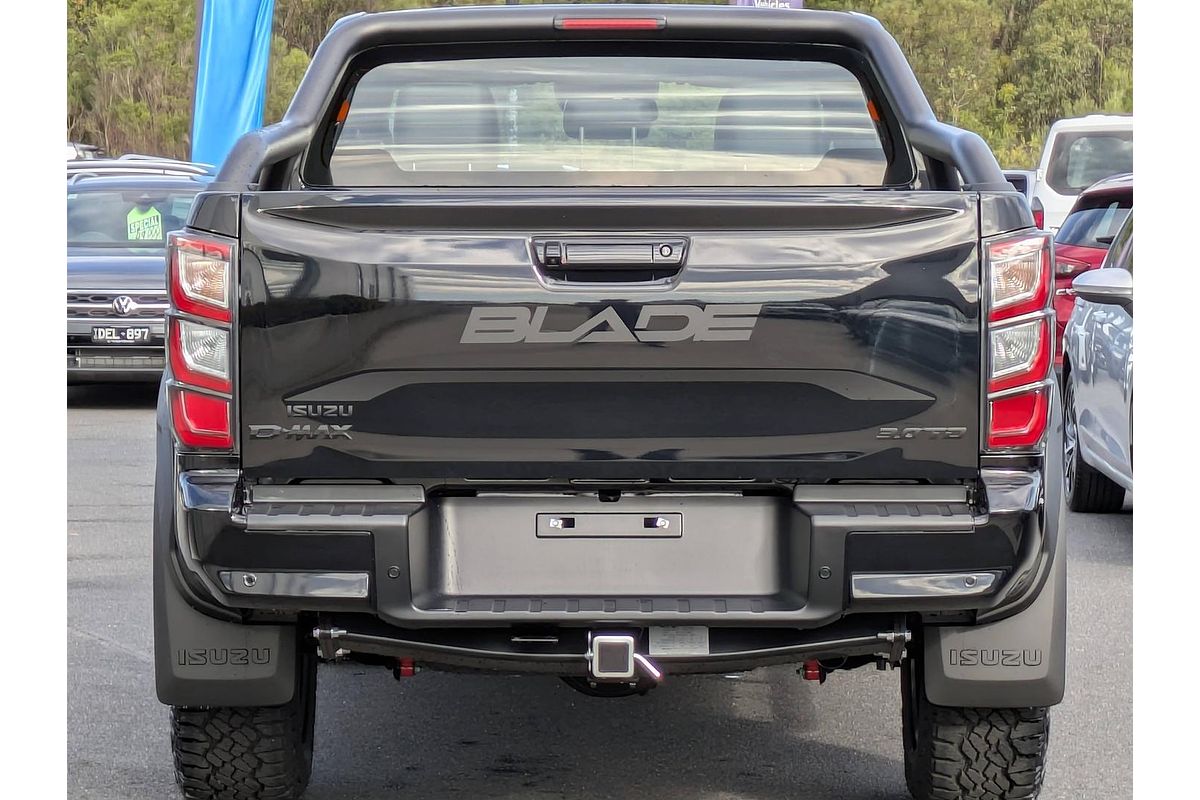 2025 Isuzu D-MAX BLADE 4X4