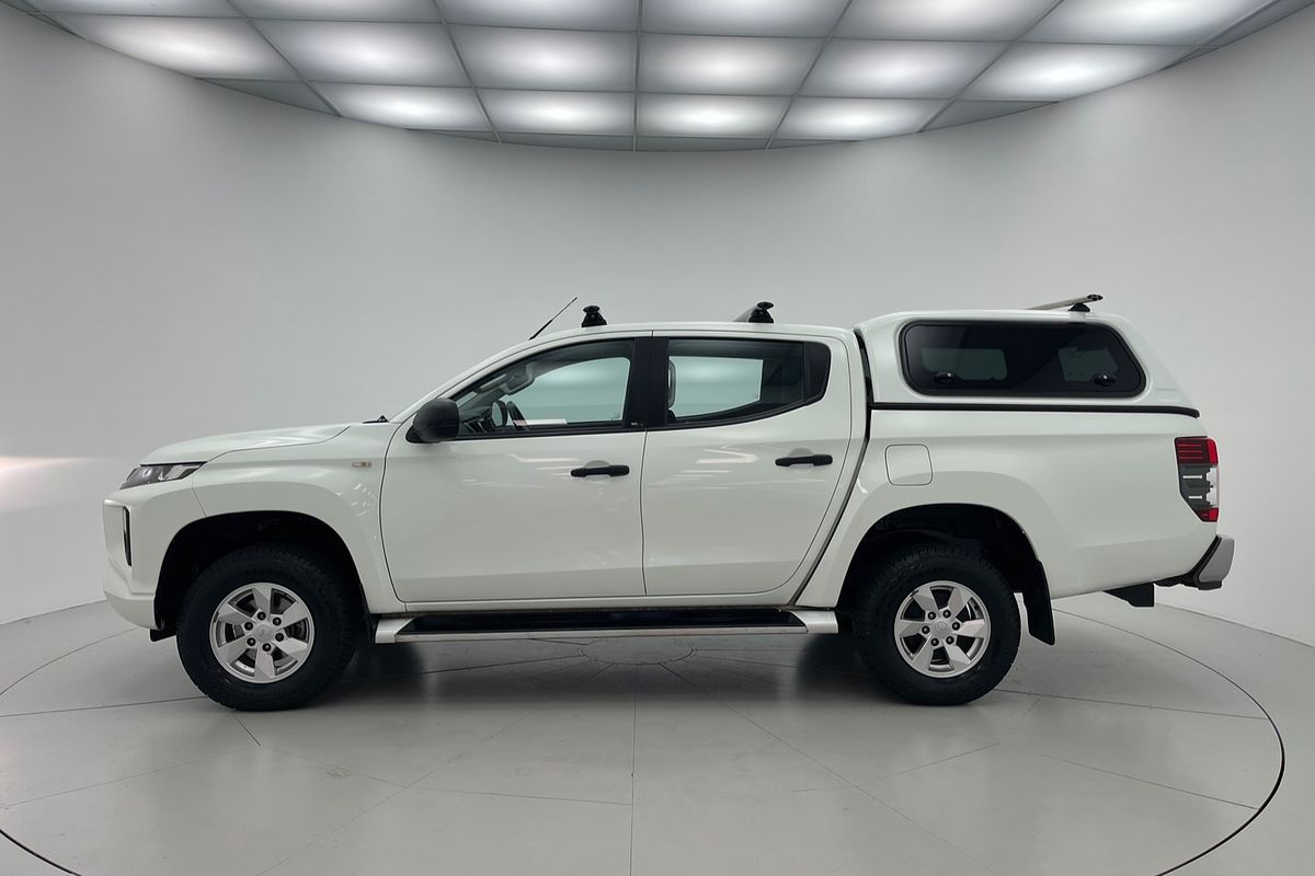 2021 Mitsubishi MR Triton GLX+ 2.4L D 6A/T 4X4 DC PU