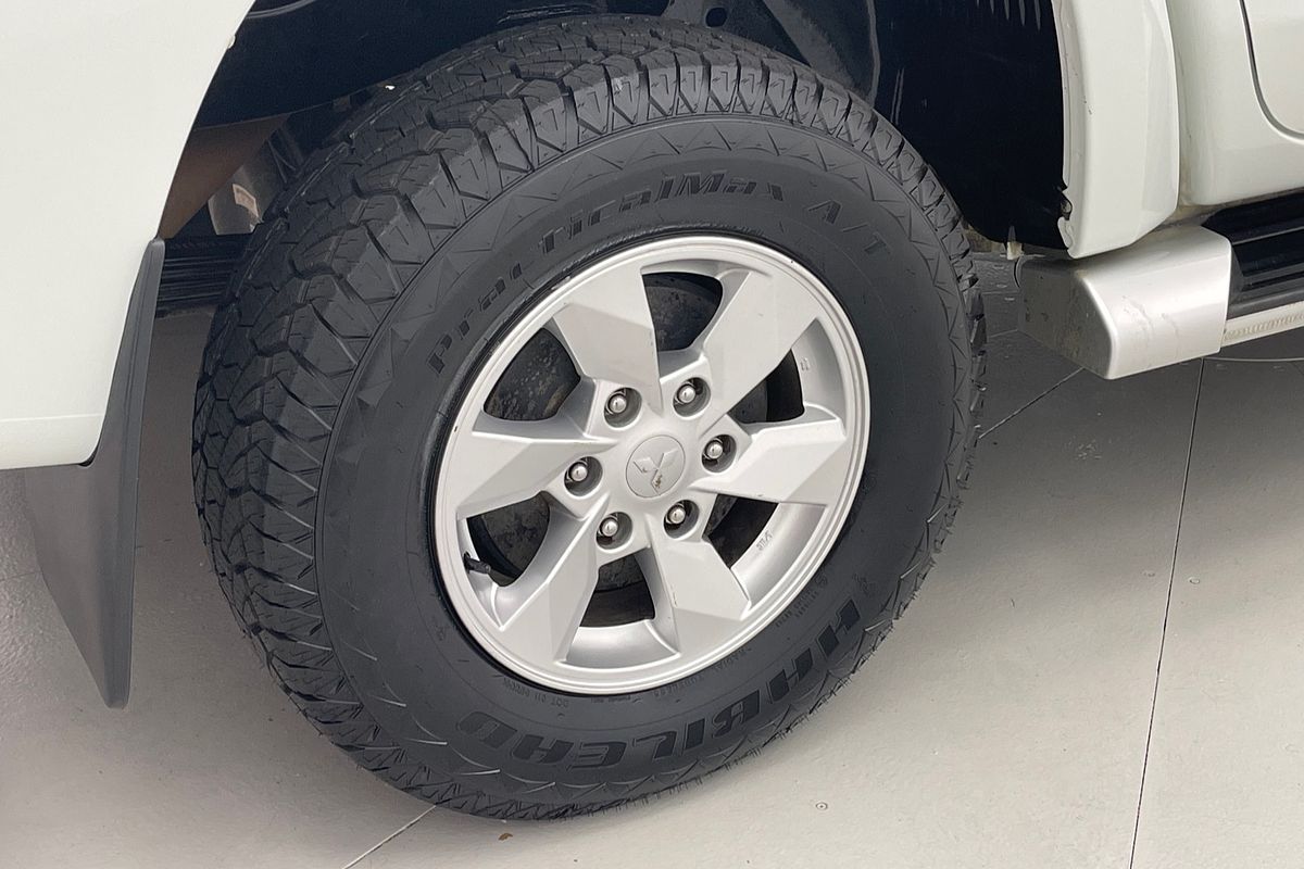 2021 Mitsubishi Triton GLX+ MR 4X4