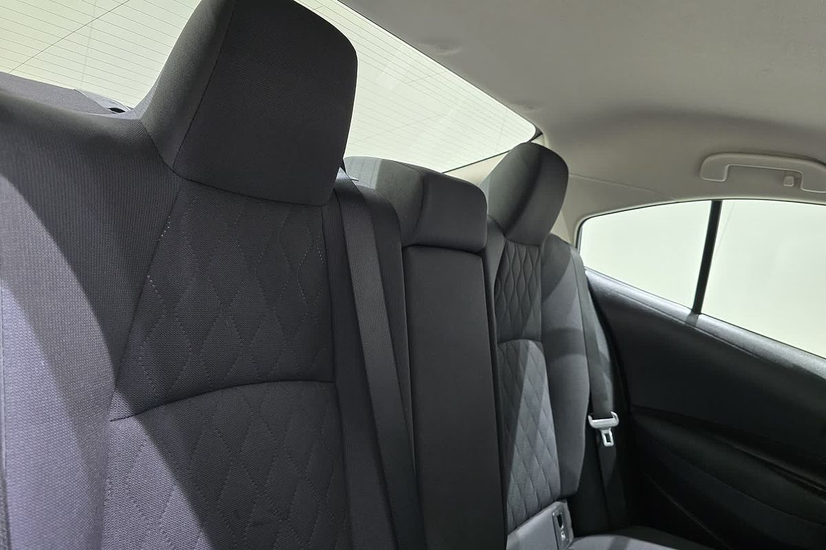 2022 Toyota Corolla Ascent Sport Hybrid ZWE211R