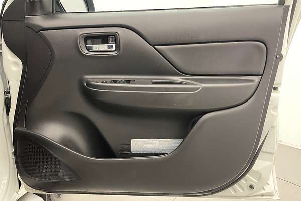 2021 Mitsubishi Triton GLX+ MR 4X4