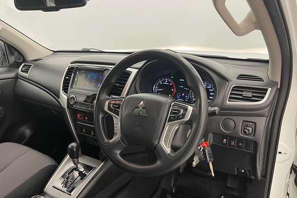 2021 Mitsubishi Triton GLX+ MR 4X4