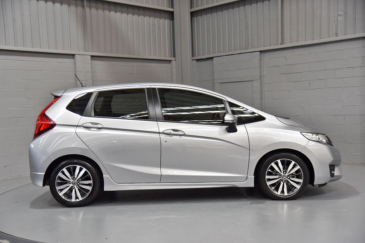 2016 Honda Jazz VTi-L GF