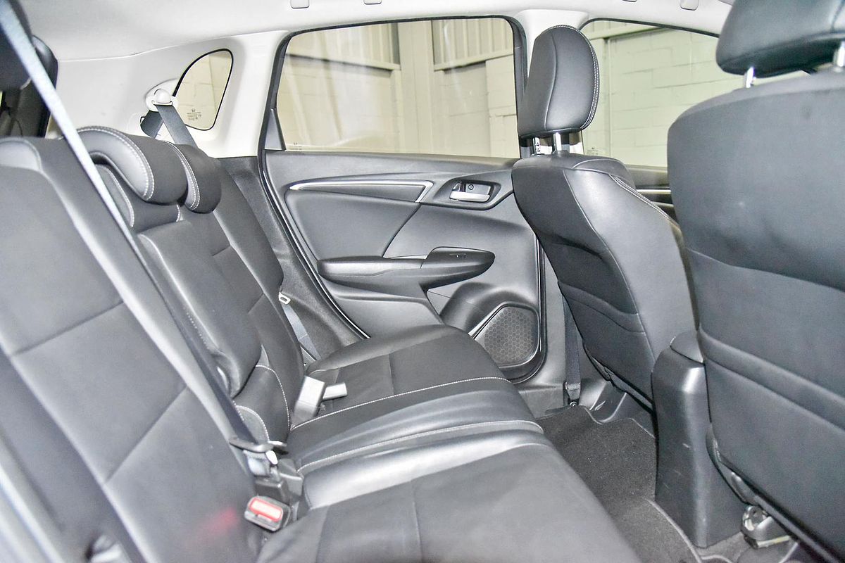 2016 Honda Jazz VTi-L GF
