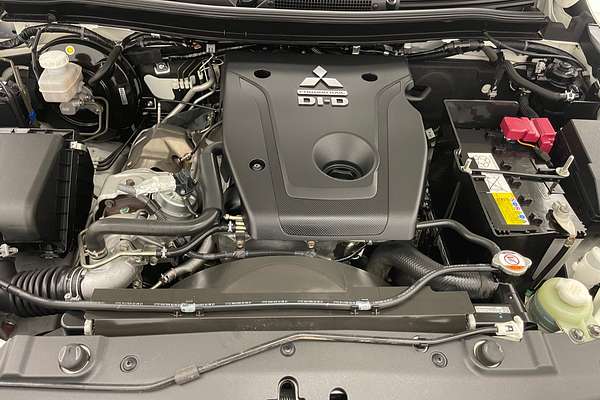2021 Mitsubishi Triton GLX+ MR 4X4