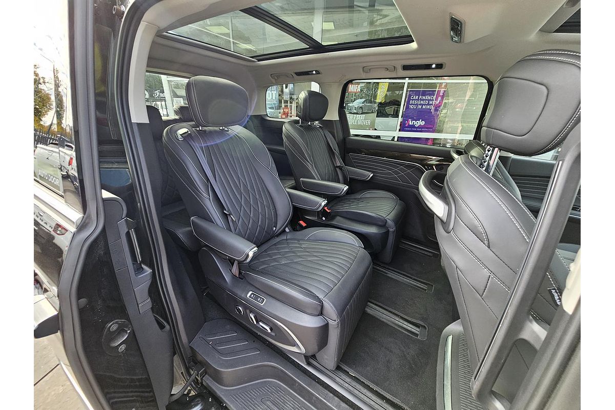2023 LDV MIFA Executive