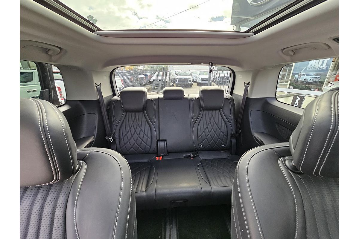 2023 LDV MIFA Executive