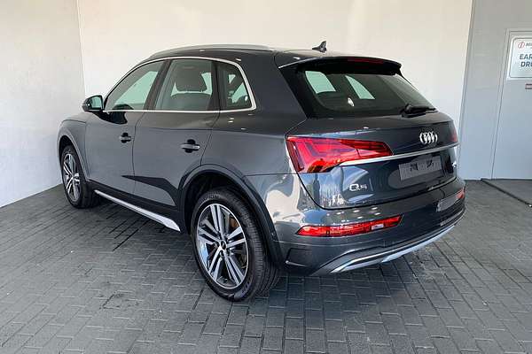 2024 Audi Q5 40 TDI Sport FY