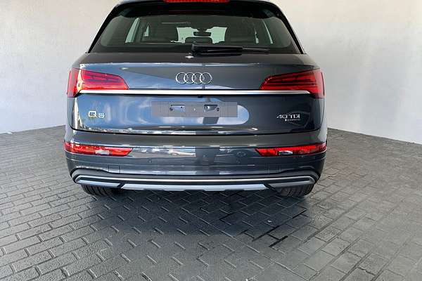 2024 Audi Q5 40 TDI Sport FY