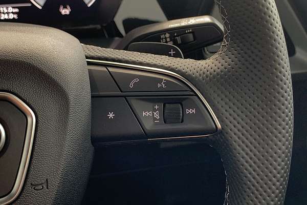 2024 Audi A3 35 TFSI S line GY