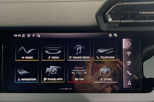 2024 Audi A3 35 TFSI S line GY