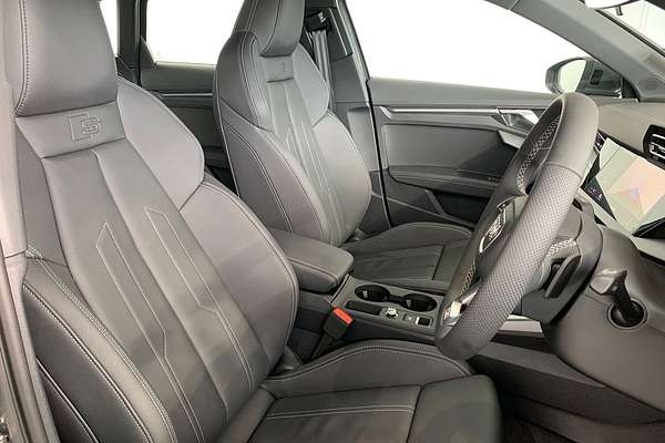 2024 Audi A3 35 TFSI S line GY