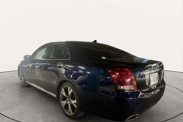 2010 Toyota Crown Majesta C Type URS206
