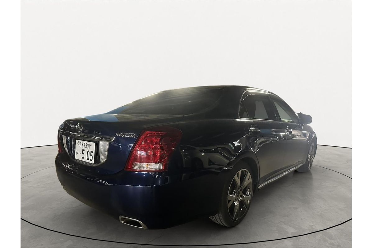 2010 Toyota Crown Majesta C Type URS206
