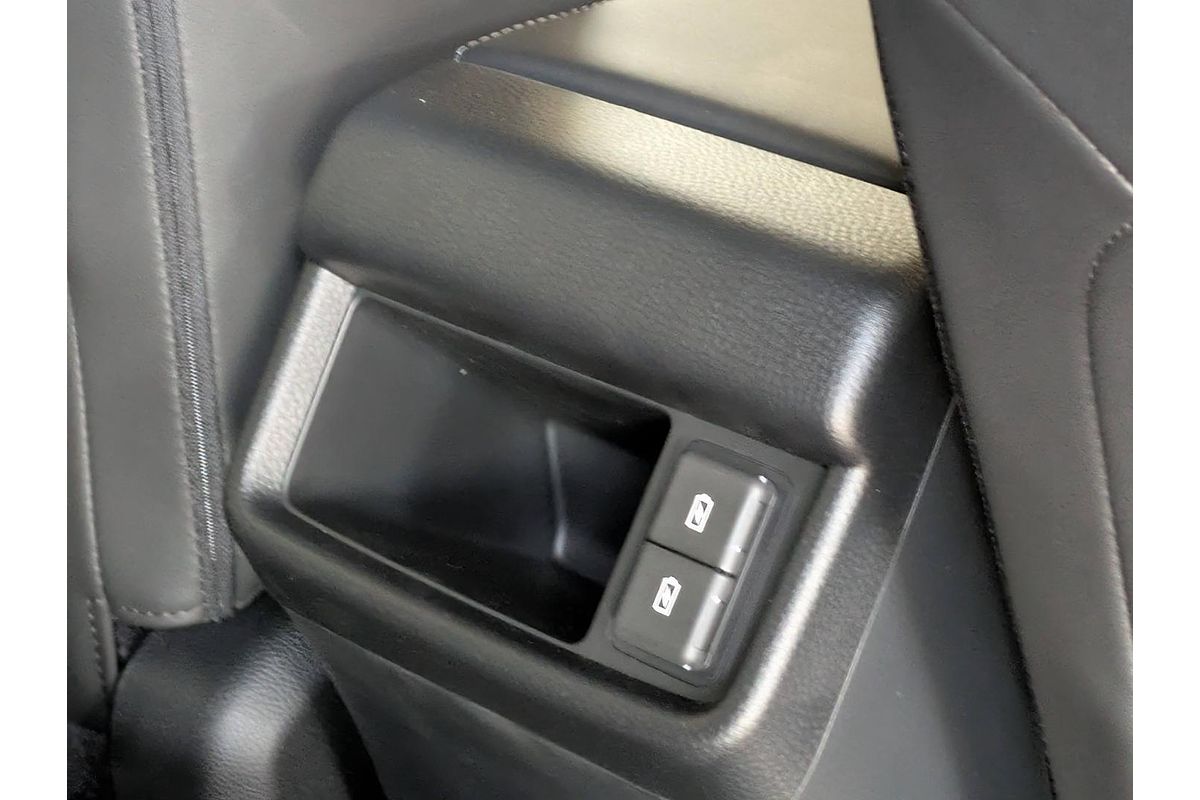 2025 Isuzu MU-X LS-T