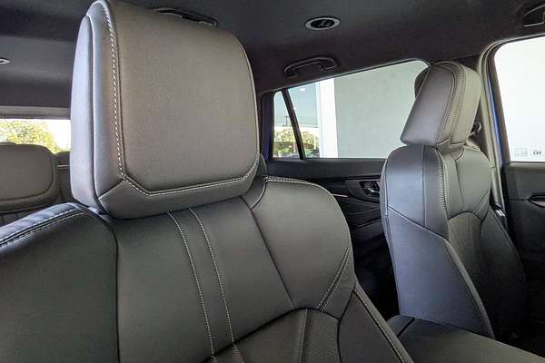 2025 Isuzu MU-X LS-T