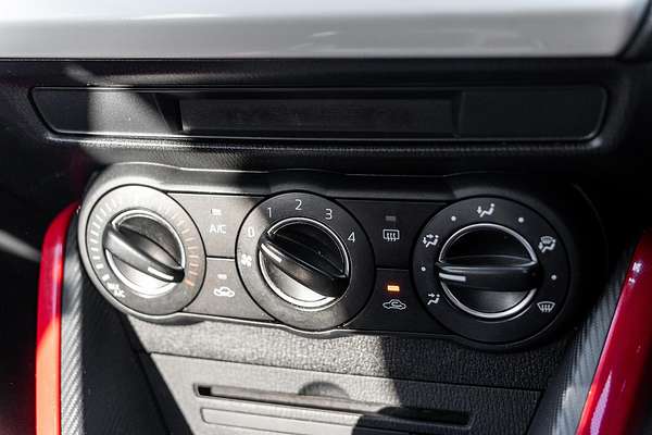 2014 Mazda 2 Maxx DJ Series
