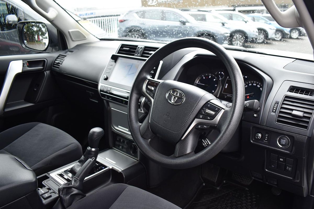 2023 Toyota Landcruiser Prado GX GDJ150R