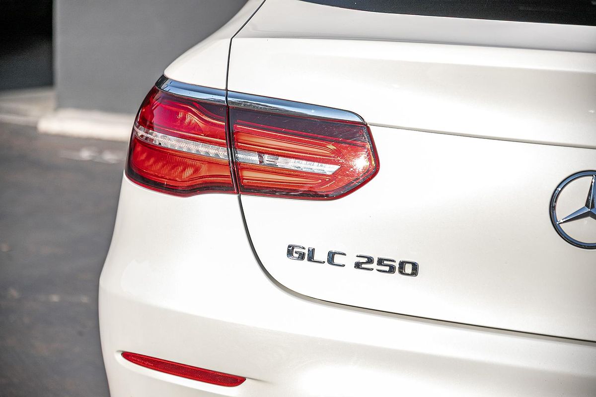 2017 Mercedes-Benz GLC-Class GLC250 C253