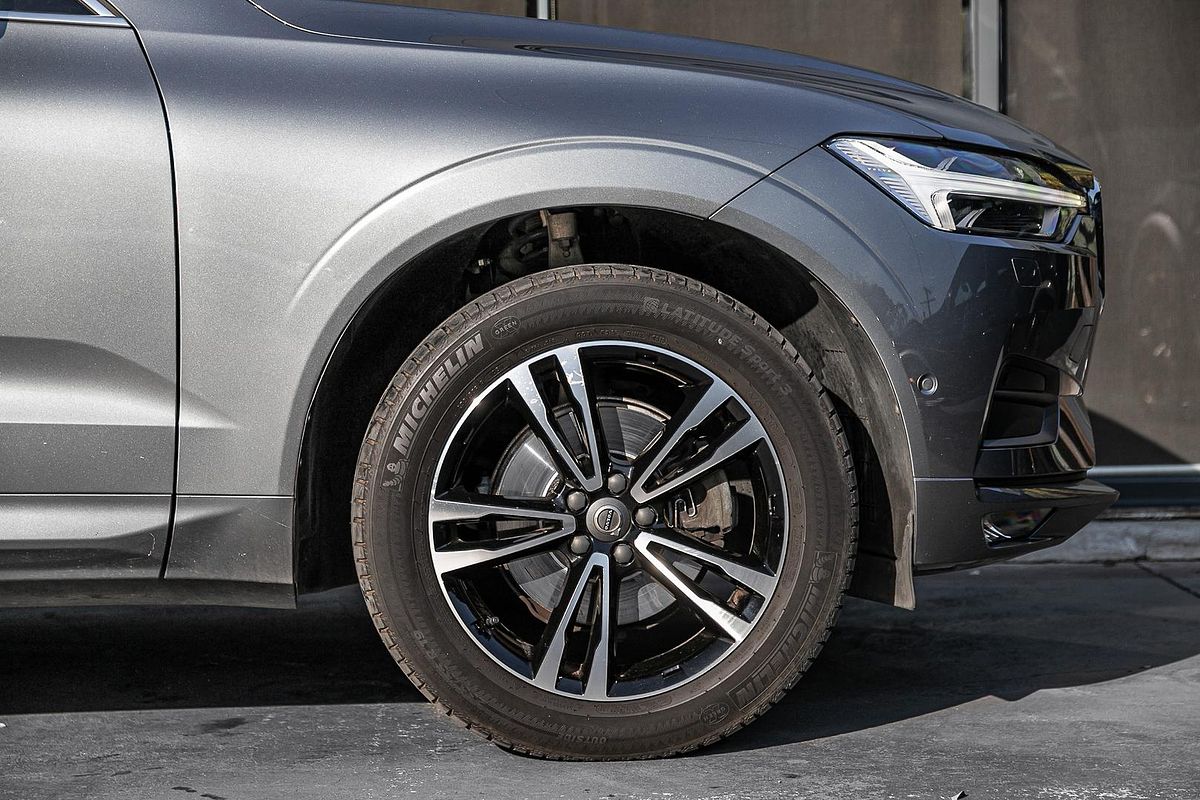 2019 Volvo XC60 T5 Momentum