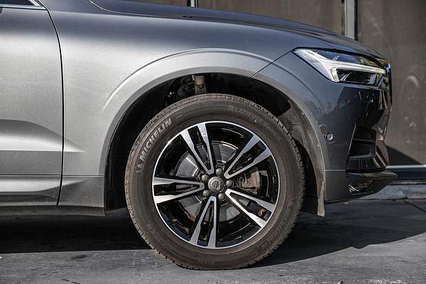 2019 Volvo XC60 T5 Momentum