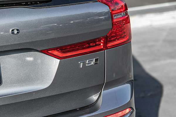 2019 Volvo XC60 T5 Momentum