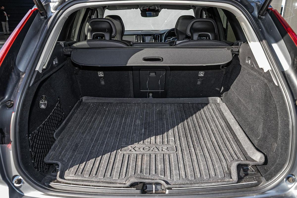 2019 Volvo XC60 T5 Momentum