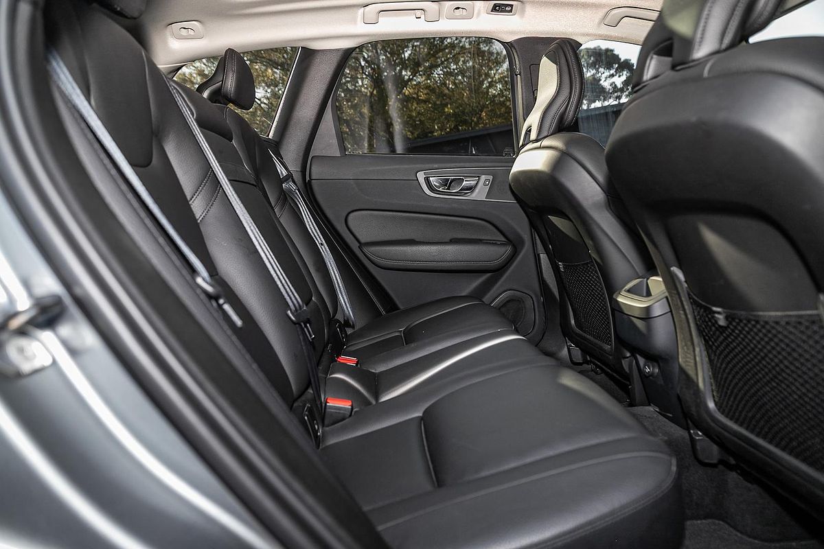 2019 Volvo XC60 T5 Momentum