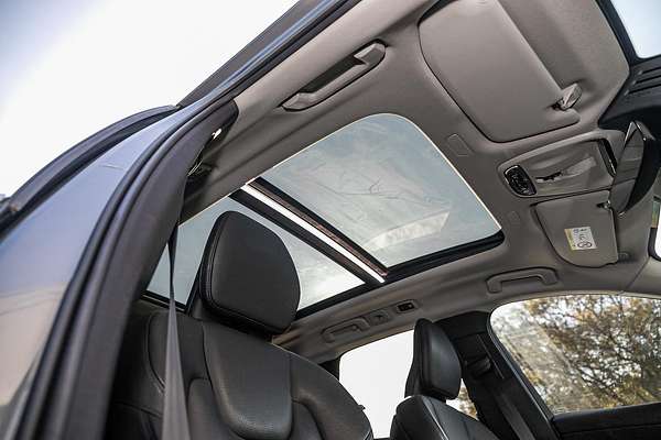 2019 Volvo XC60 T5 Momentum