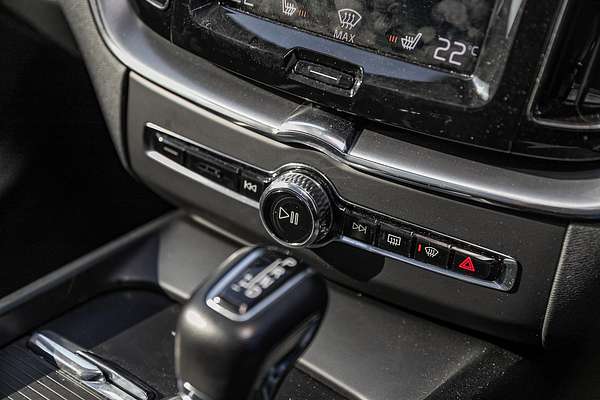 2019 Volvo XC60 T5 Momentum