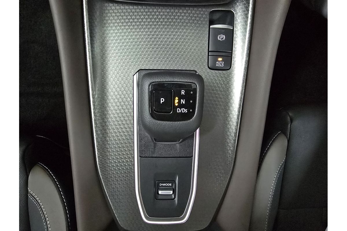 Nissan QASHQAI CVT TI